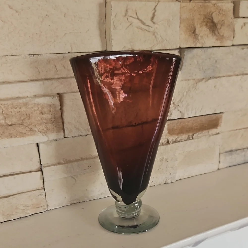 Elegant Brown Glass Vase - Picture 2 of 6